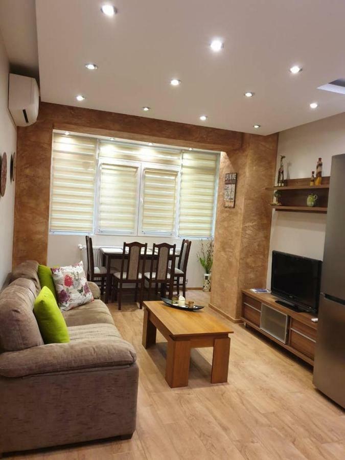 Luxury 2 Bedroom,2 Bathroom Apart ,Free Parking Plovdiv Esterno foto