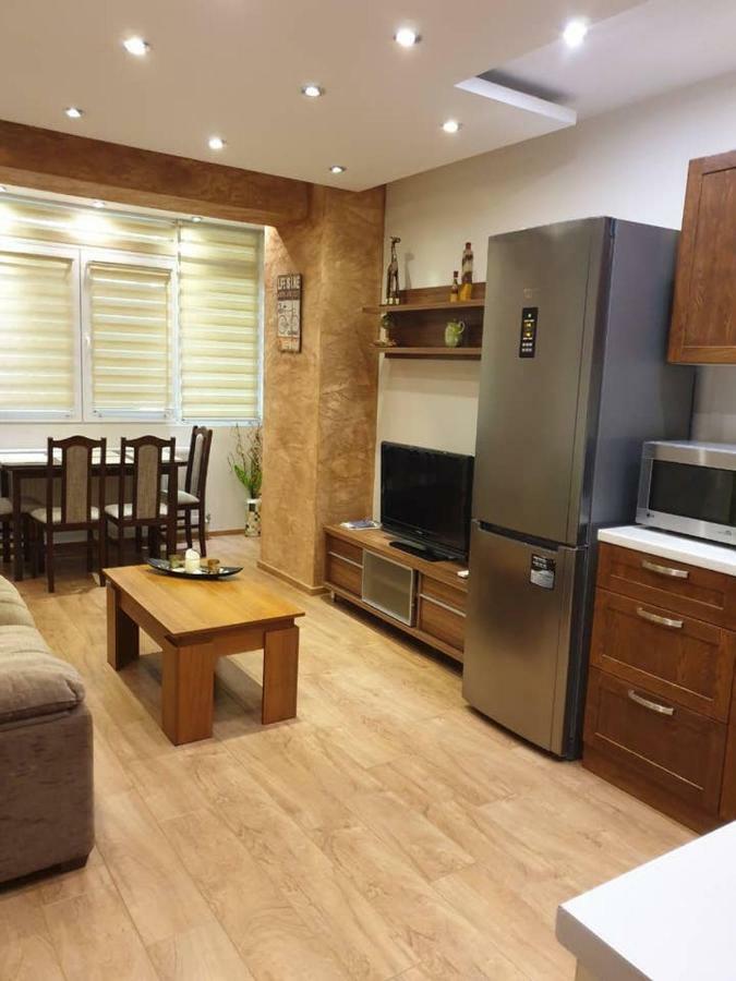 Luxury 2 Bedroom,2 Bathroom Apart ,Free Parking Plovdiv Esterno foto